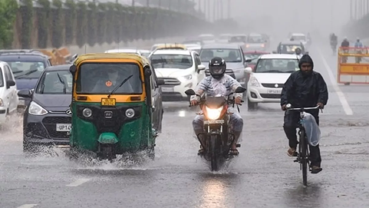 लखनऊ में बादलों और हल्की बारिश की सौगात, लोगों ने ली गर्मी से राहत की सांस (फोटो: Dainik Diary)