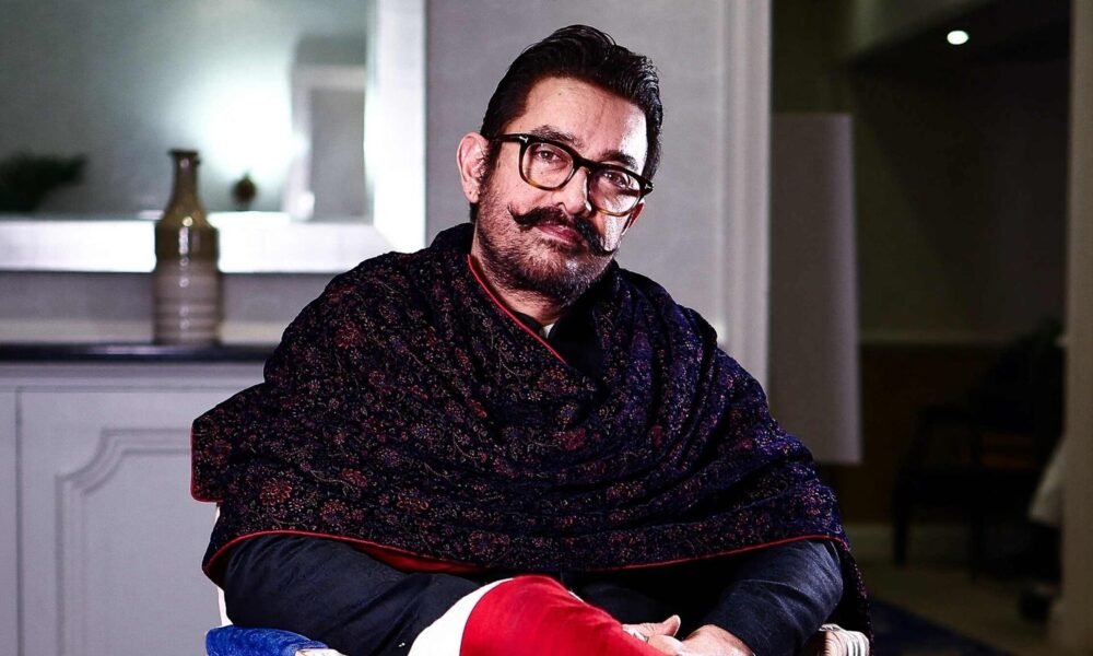 Aamir Khan Opens Up About Juhi Chawla’s Emotional Call After Divorce | Dainik Diary
