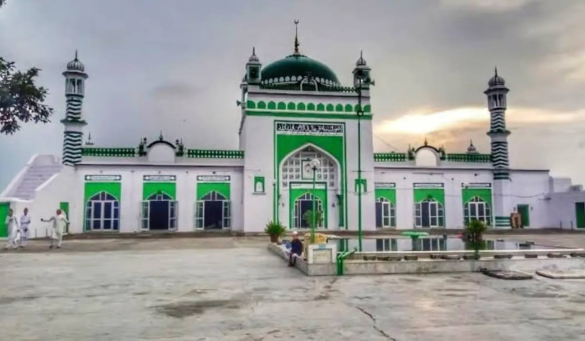 संभल में मस्जिद ध्वस्तीकरण पर बोले SDM – मस्जिद कमेटी के सहयोग से हुई कार्रवाई