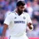 Jasprit Bumrah मैच के दौरान विकेट लेते हुए, उनकी सटीक yorker और शांत परंतु प्रभावशाली मौजूदगी की झलक।