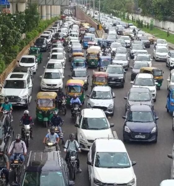 Old Vehicles Ban in Noida & Ghaziabad from November 1 | Petrol-Diesel Halt for 10+ Year Cars