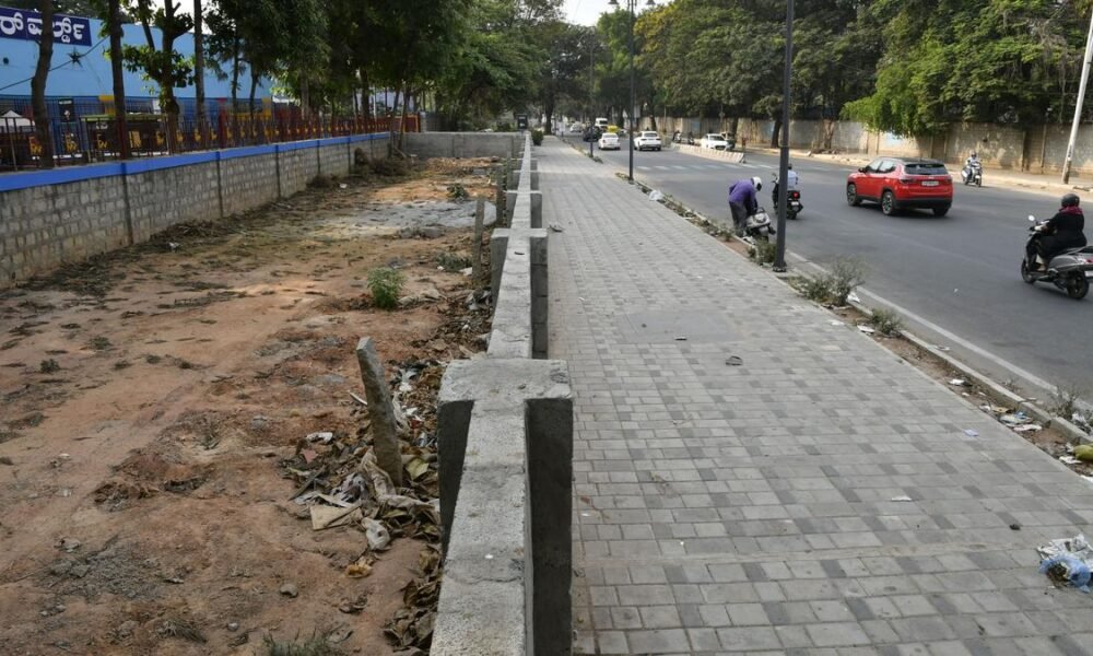 हूडी रोड के निवासियों ने BBMP के खिलाफ खोला मोर्चा — अधिसूचना में गलत नामों के चलते मुआवज़े से हो सकते हैं वंचित