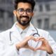 सीने में दर्द का मतलब हमेशा हार्ट अटैक नहीं होता – जानिए 5 Non-Cardiac कारण