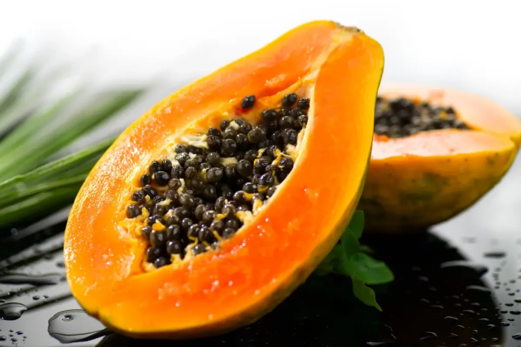 50 की उम्र के बाद भी जवान दिखना है तो ये 5 फल आपके Beauty सीक्रेट बन सकते हैं 30 Papaya