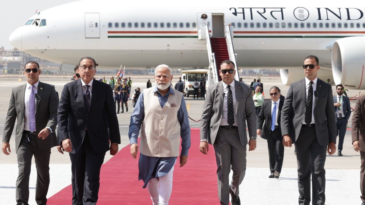 pm-modi-historic-ghana-visit-warm-welcome-after-30-years