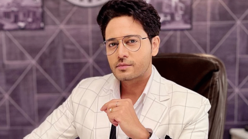 Bigg Boss 19 का सबसे महंगा कंटेस्टेंट कौन IT जॉब छोड़कर बना टीवी स्टार अब करोड़ों की कमाई 31 Bigg Boss 19 Highest Paid Contestant Gaurav Khanna Net Worth and Career Journey