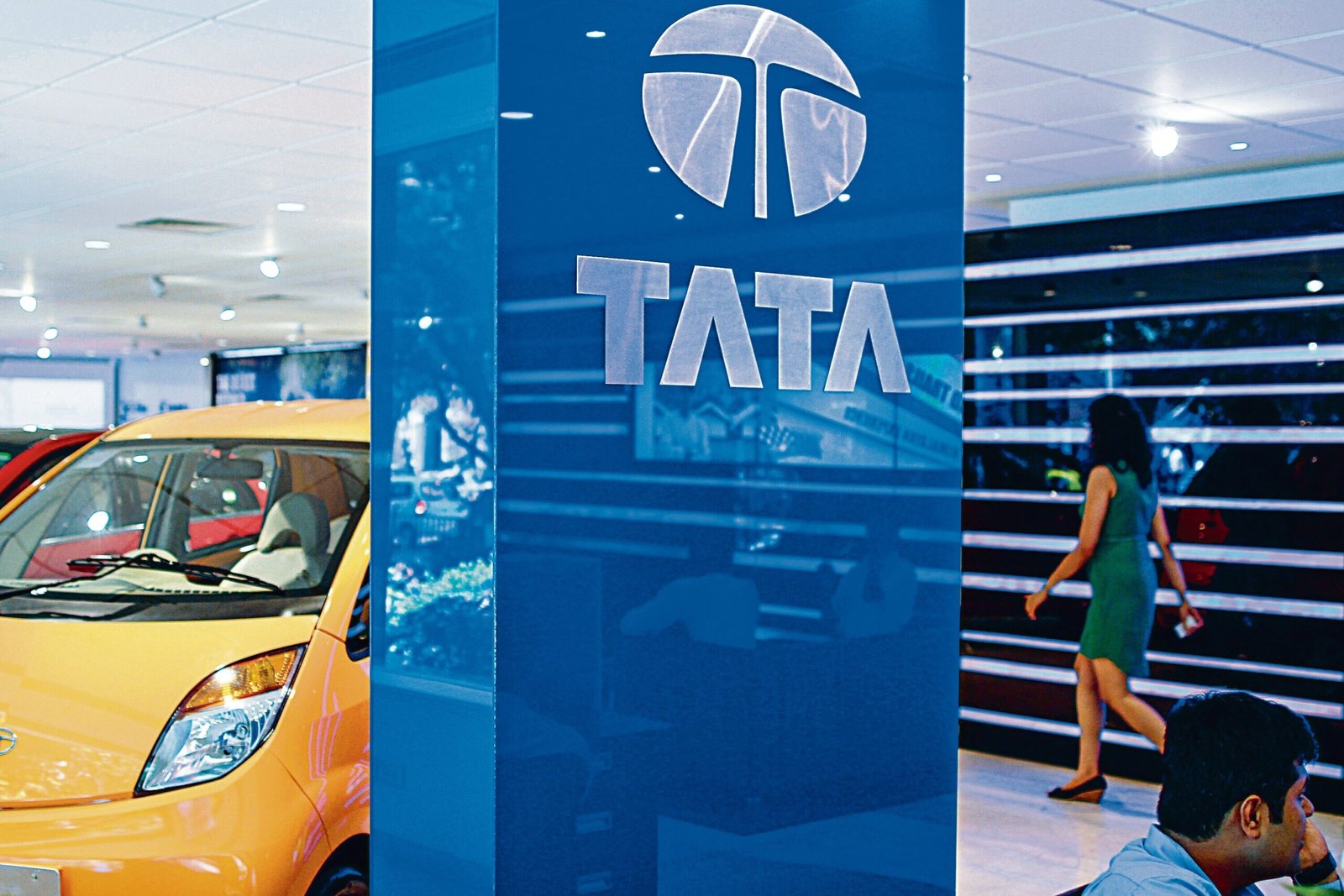 Tata Motors Demerger Approved by NCLT – New Structure Effective from October 2025