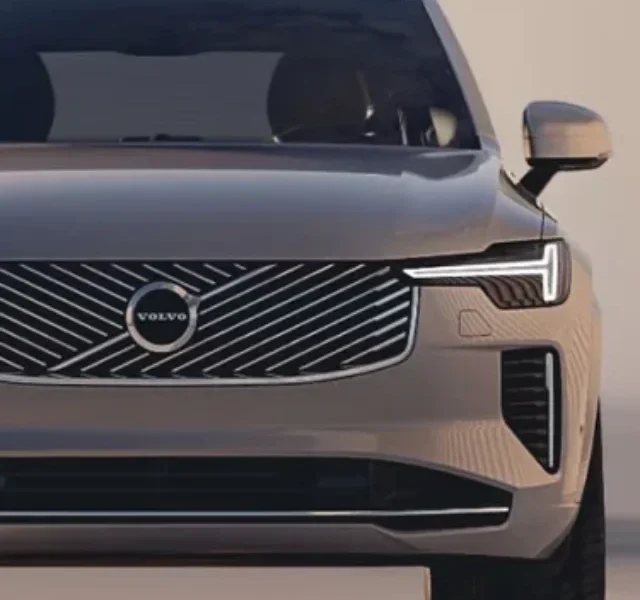 459392volvo-xc90-facelift