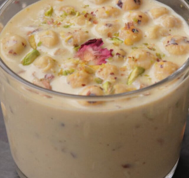 Winter-Makhana-Milk
