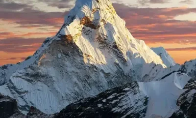ama-dablam2-most-beautiful-mountains-in-the-world