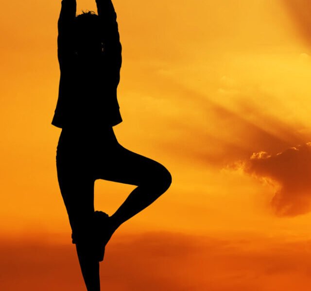 सिर्फ 5 मिनट की ये Morning Habit सुधारेगी Digestion और Posture – हर किसी को करनी चाहिए!