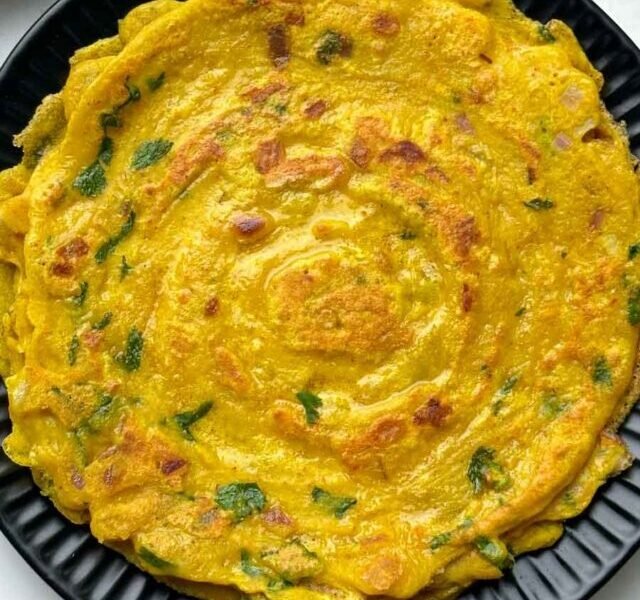 moong-dal-chilla-featured