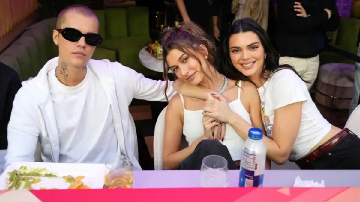 "Hailey का पति और मेरी गर्लफ्रेंड" – Kendall Jenner से बात करते दिखे Justin Bieber, फैंस बोले “उस दीवार पर बैठा मच्छर बनना है…” 28 Justin Bieber और Kendall Jenner की वायरल तस्वीर पर Hailey का मज़ेदार कमेंट, फैंस बोले “उस दीवार पर बैठना है...”