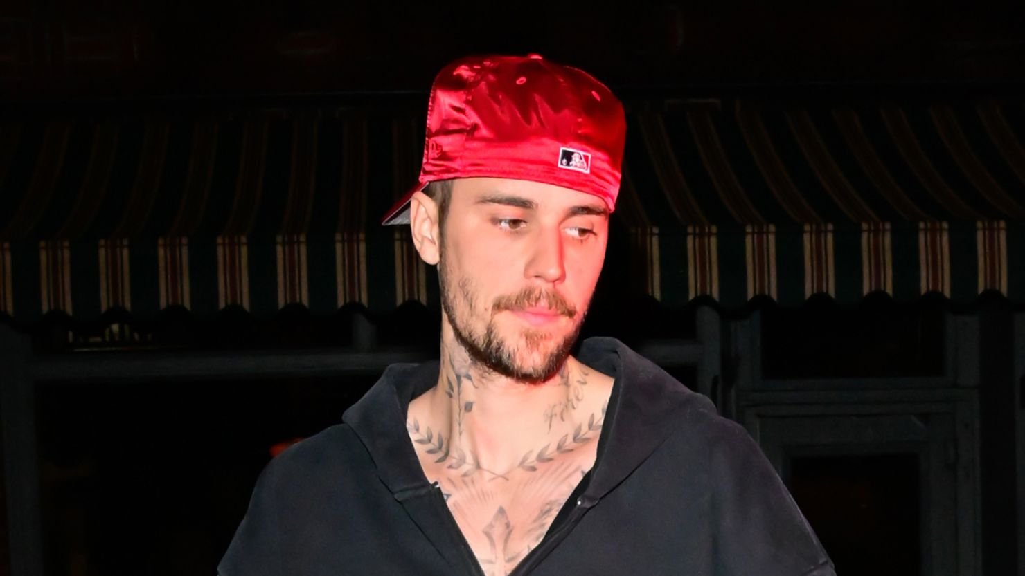 Justin Bieber Net Worth 2025 — जानिए कैसे इस पॉपस्टार ने करोड़ों की संपत्ति बनाई और क्यों वो फिर से चर्चा में हैं… 28 DD