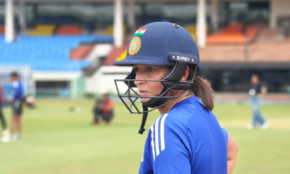 हारमनप्रीत कौर के नेतृत्व में भारत महिला वनडे वर्ल्ड कप 2025 में खिताब की दौड़ में