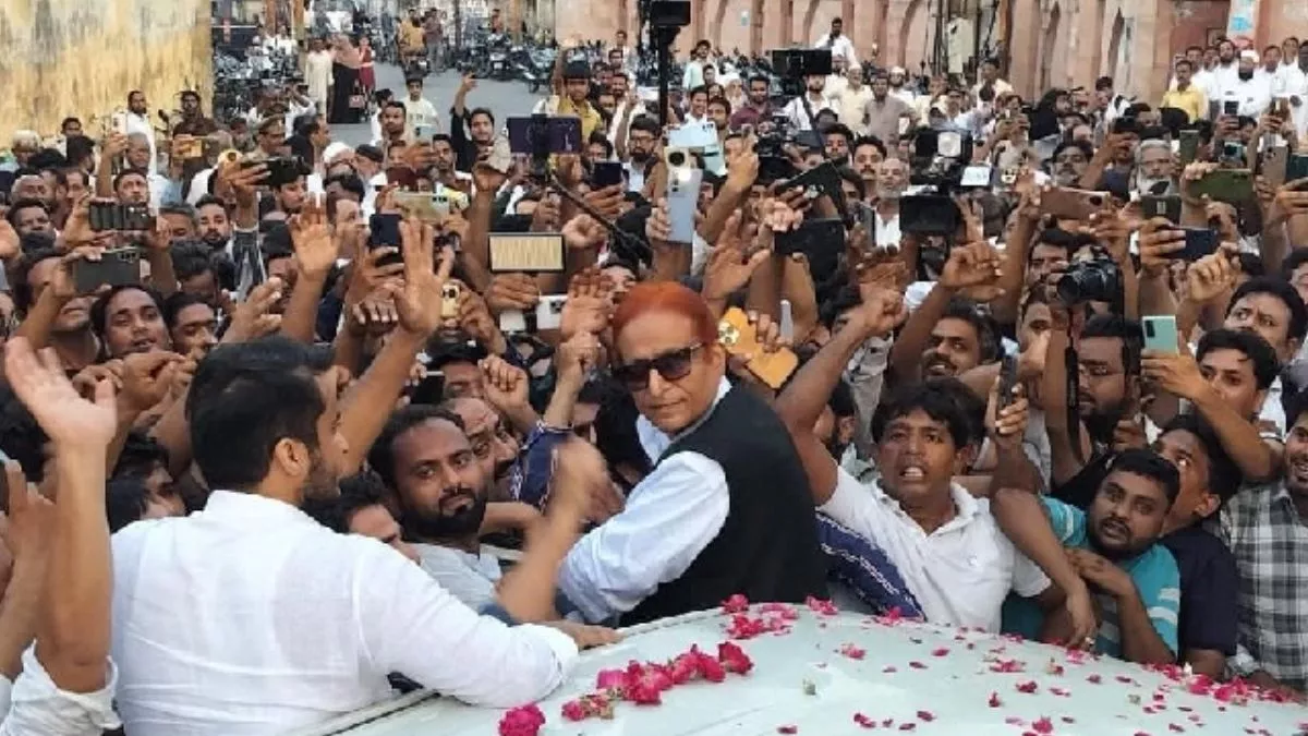 रामपुर में आज़म खां की वापसी जौहर यूनिवर्सिटी में छात्रों से मुलाकात और नई रणनीति