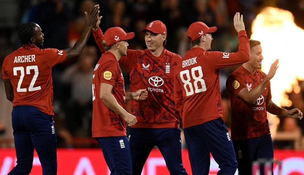 इंग्लैंड T20I में 300 रन का रिकॉर्ड फिल सॉल्ट की ऐतिहासिक पारी दक्षिण अफ्रीका के खिलाफ