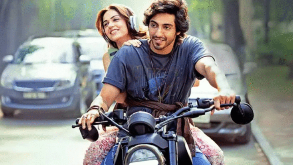 Netflix पर स्ट्रीम हो रही Saiyaara Aneet Padda और Ahaan Panday की ब्लॉकबस्टर फिल्म