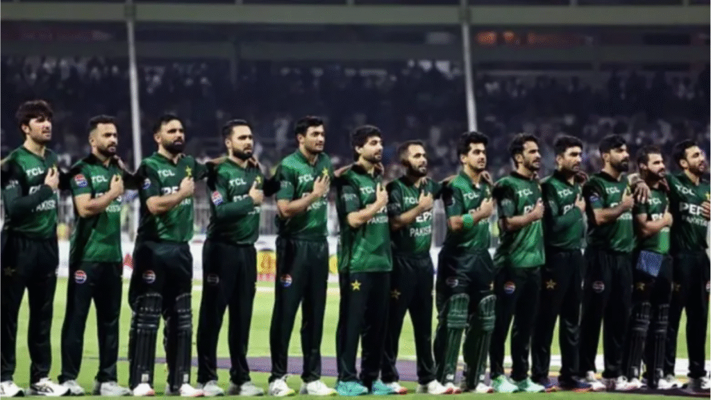 एशिया कप में पाकिस्तान क्रिकेट बोर्ड का ड्रामा मुरली कार्तिक ने लगाई फटकार कहा बच्चों जैसी हरकत 30 एशिया कप 2025 PCB का ड्रामा और मुरली कार्तिक की फटकार बच्चों जैसी हरकत