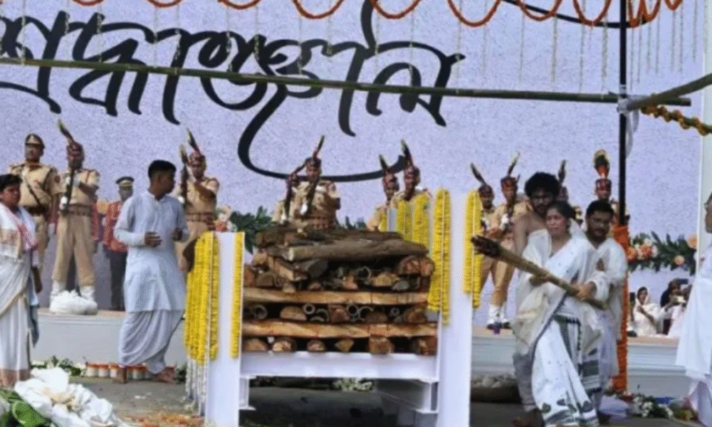 Assam singer Zubeen Garg cremated with State honours thousands bid tearful farewell