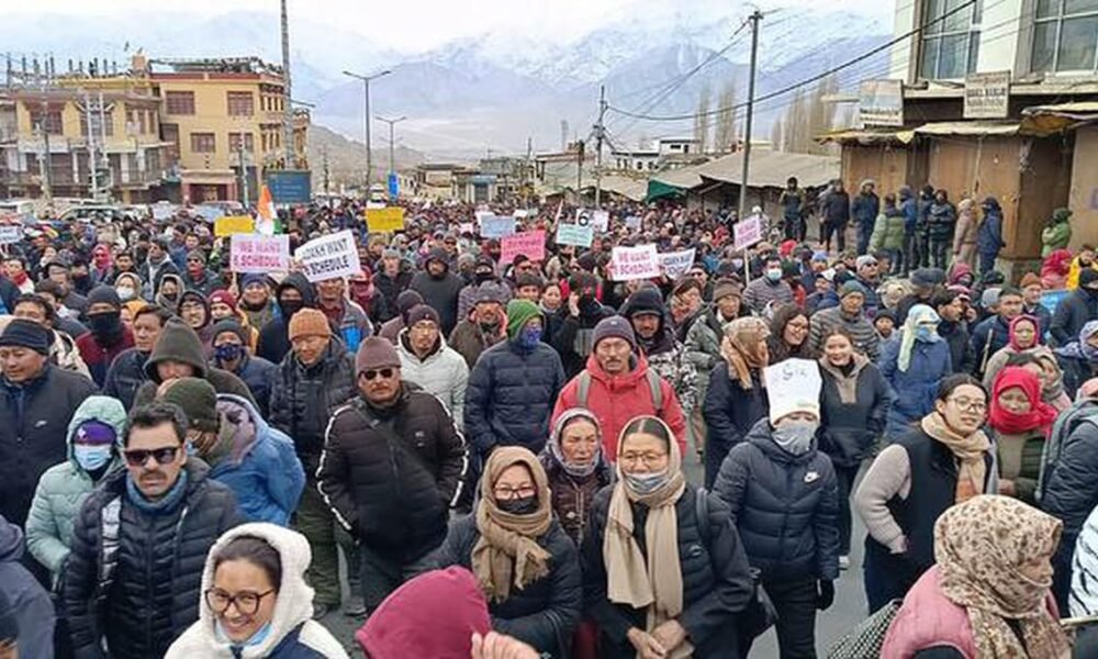 लद्दाख युवा आंदोलन – चार बड़ी मांगों को लेकर क्यों बढ़ रहा है असंतोष