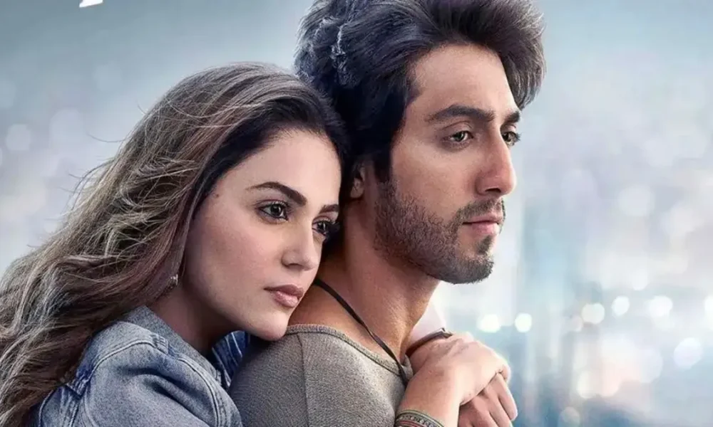 सैयारा ओटीटी रिलीज़ रिव्यू अहान पांडे और अनीत पड्ढा की रोमांटिक जोड़ी ने जीता दर्शकों का दिल