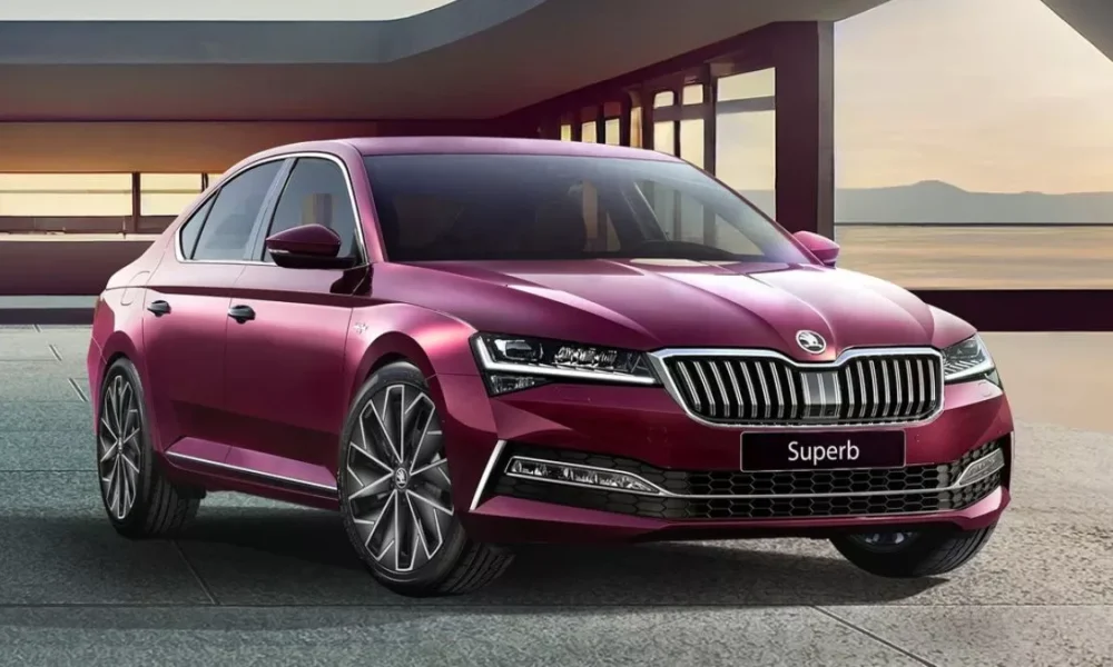 Skoda Superb 2025 भारत में 13 दिसंबर को लॉन्च — ₹50 लाख की लग्जरी सेडान 10 एयरबैग्स और 13-इंच स्क्रीन के साथ