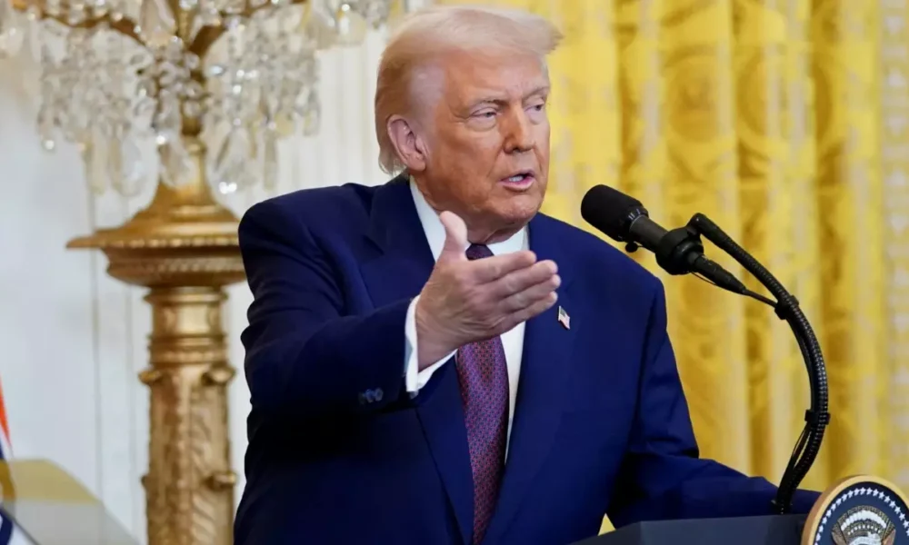 डोनाल्ड ट्रम्प ने दावा किया कि उन्होंने भारत और पाकिस्तान के बीच युद्धविराम कराया, जबकि नई दिल्ली ने इस दावे को सख्ती से खारिज किया।