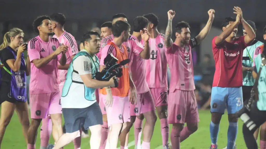 लियोनेल मेसी का धमाका: दो गोल से इंटर मियामी ने नैशविल को हराया, MLS का नया इतिहास रचा 29 152538083