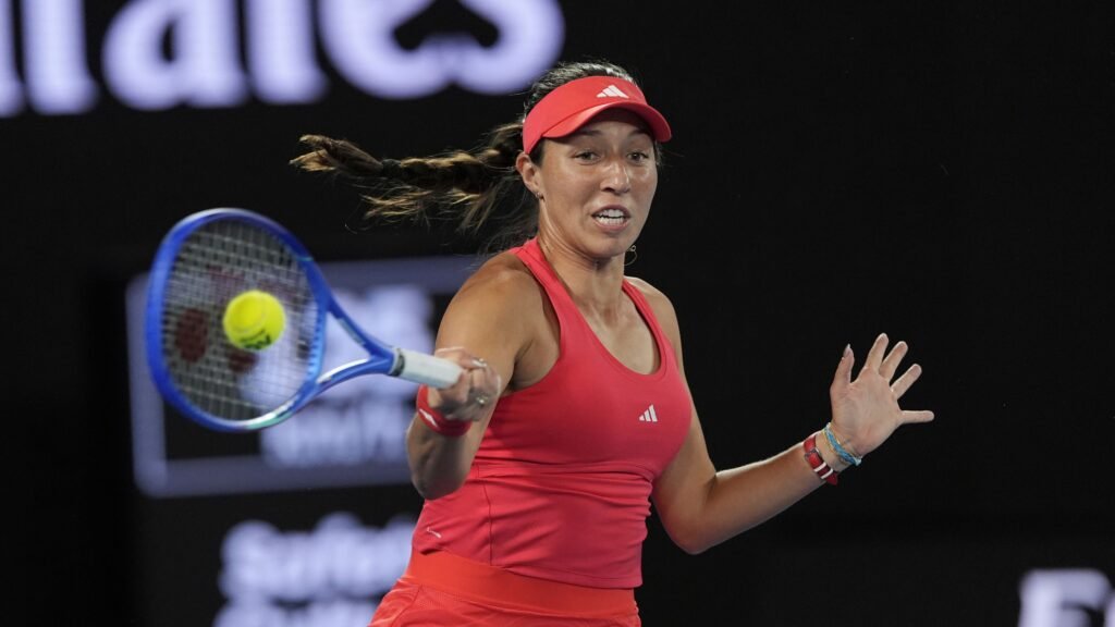 जेसिका पेगुला ने एम्मा नवैरो को हराकर चीन ओपन सेमीफाइनल में बनाई जगह