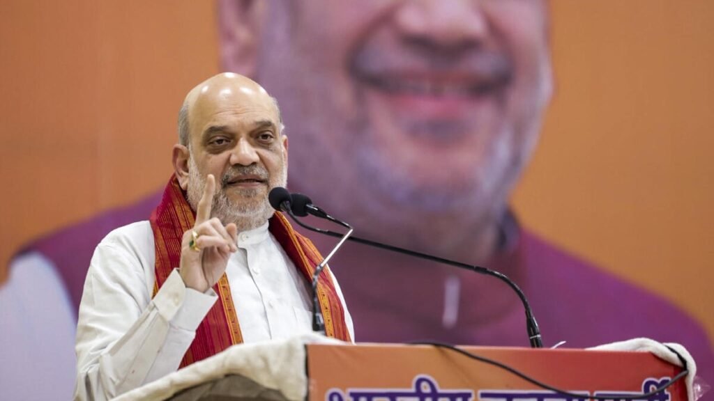 अमित शाह ने अपनाया स्वदेशी Zoho Mail सबको चौंकाने वाला ट्रंप स्टाइल ऐलान 29 अमित शाह ने Zoho Mail अपनाकर दिया आत्मनिर्भर भारत का संदेश