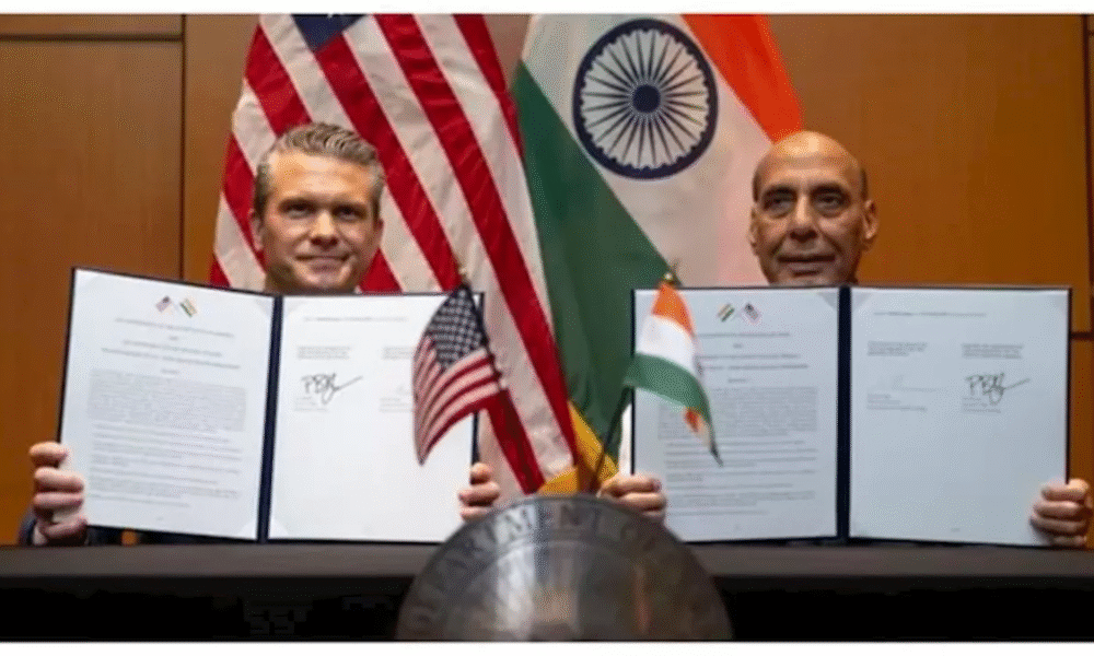 भारत और अमेरिका के बीच 10 साल का डिफेंस फ्रेमवर्क साइन — राजनाथ सिंह और पीट हेगसेथ की मुलाकात में तय हुई नई साझेदारी।