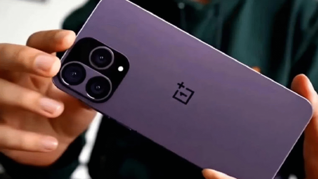 OnePlus 15 5G लॉन्च से पहले लीक हुए 4 अपग्रेड्स और 2 डाउन्ग्रेड्स – नया डिजाइन, बड़ी बैटरी और अलर्ट स्लाइडर का अंत