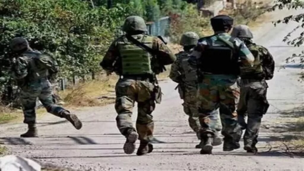 कुपवाड़ा में सेना ने मार गिराए दो आतंकी, बर्फबारी से पहले घुसपैठ की साजिश नाकाम 30 कुपवाड़ा में सेना की बड़ी सफलता – दो आतंकी ढेर, हथियारों का जखीरा बरामद