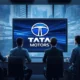 Tata Motors Share Price Falls 40% After Demerger – जानिए क्यों ये निवेशकों के लिए खतरा नहीं बल्कि मौका है