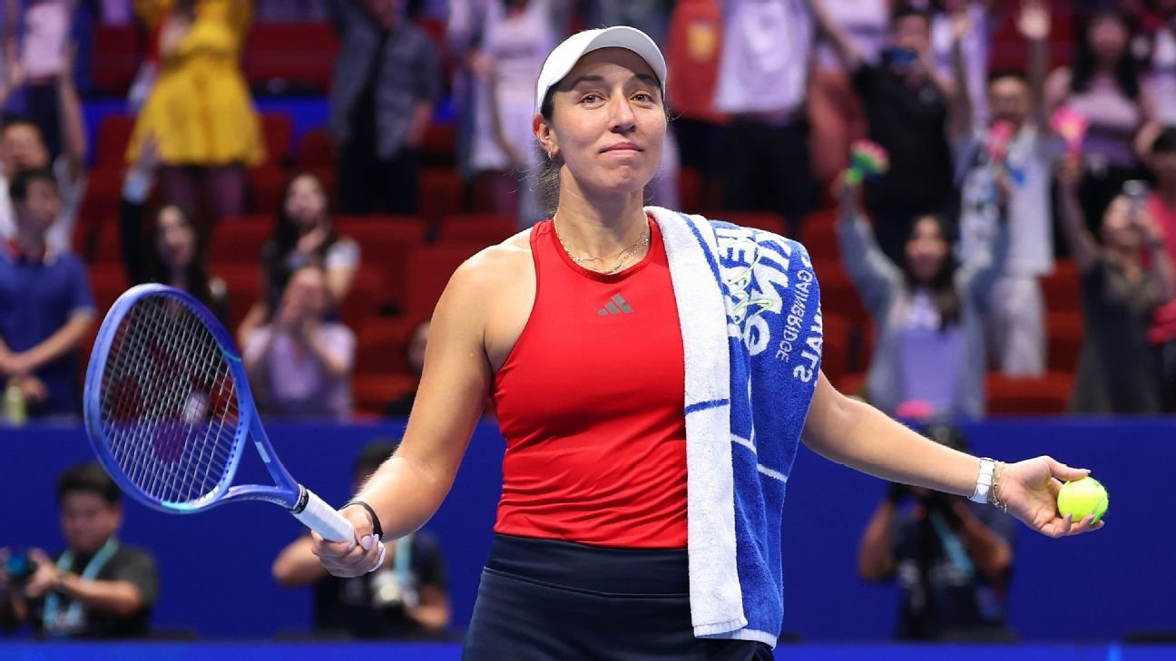 जेसिका पेगुला ने एम्मा नवैरो को हराकर चीन ओपन सेमीफाइनल में बनाई जगह