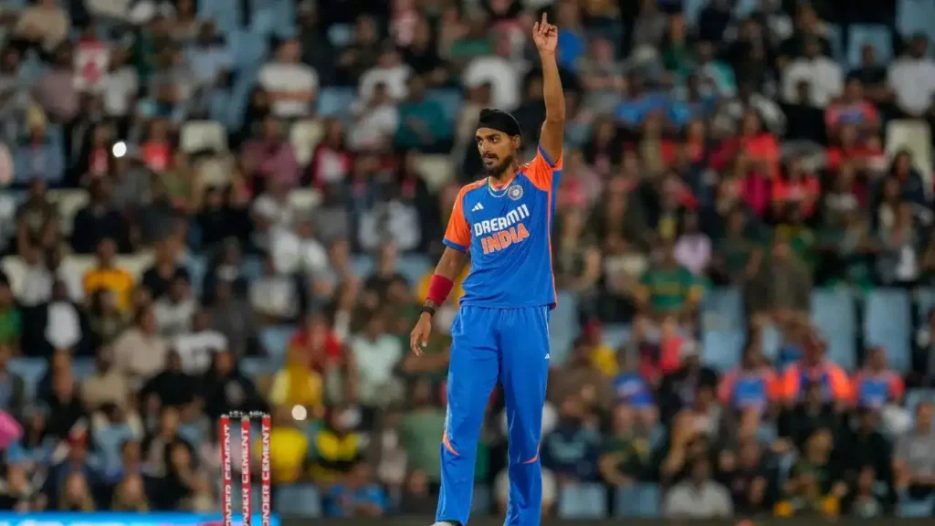 टी20 में सबसे ज़्यादा विकेट लेने के बाद भी क्यों नहीं खेलते अर्शदीप सिंह हर मैच? मोर्ने मोर्कल ने दी बड़ी सफाई 30 115276092