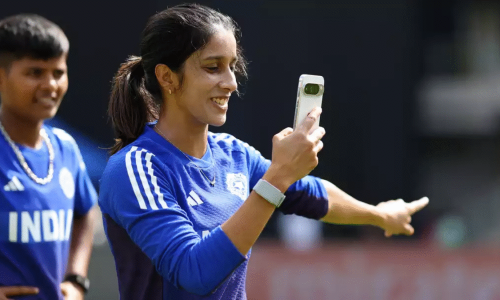 टीम इंडिया की स्टार बल्लेबाज जेमिमा रोड्रिग्स, जिनकी नेट वर्थ 2025 में 6 मिलियन डॉलर तक पहुंची