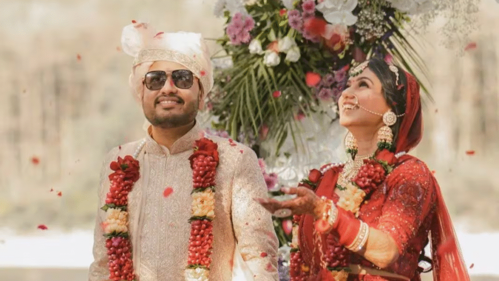 PhysicsWallah IPO लिस्टिंग में अलख पांडे के साथ फ्रंट-रो में नजर आईं उनकी पत्नी शिवानी दुबे, 33% प्रीमियम पर लिस्ट हुआ शेयर