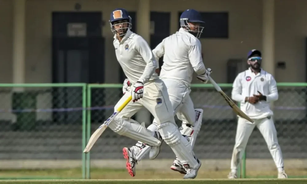 रणजी ट्रॉफी: शम्स मुलानी के पांच विकेट से मुंबई ने हिमाचल को हराया, अंकतालिका में पहुंची शीर्ष पर