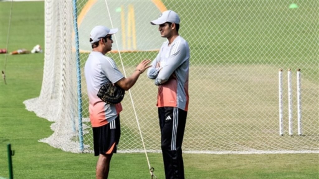 India vs South Africa 1st Test: गिल चोटिल, भारत 30 रन की मामूली बढ़त पर सिमटा, ईडन में मुकाबला रोमांचक मोड़ पर 30 IND vs SA Test 1763058741794