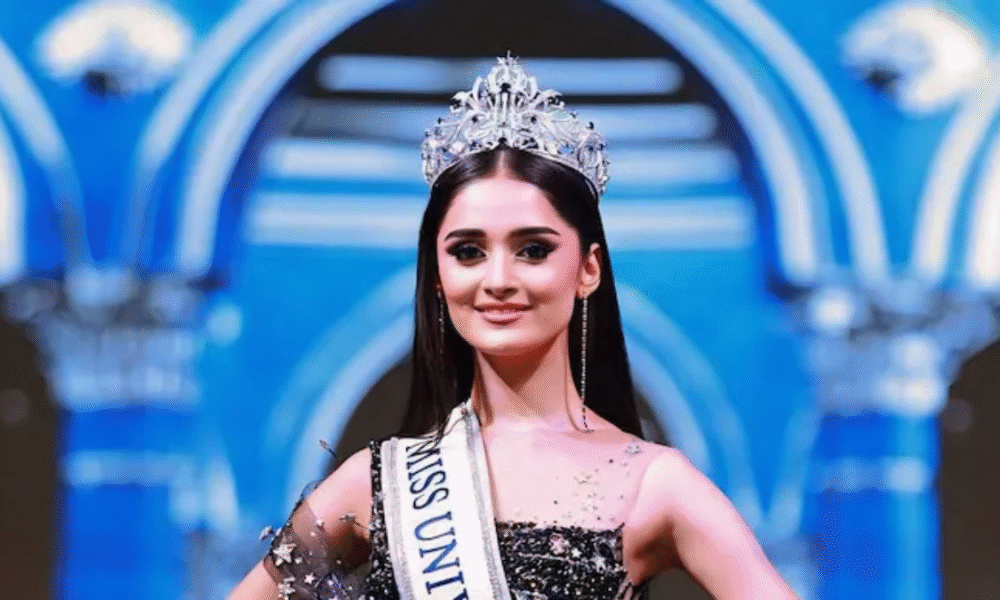 Miss Universe 2025: भारत की Manika Vishwakarma टॉप 12 में नहीं पहुंचीं
