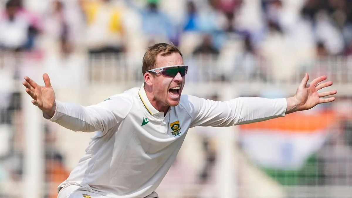 South Africa की जीत पर Simon Harmer का तंज: “Indian Media ने मैच Done And Dusted बोल दिया था” | Dainik Diary