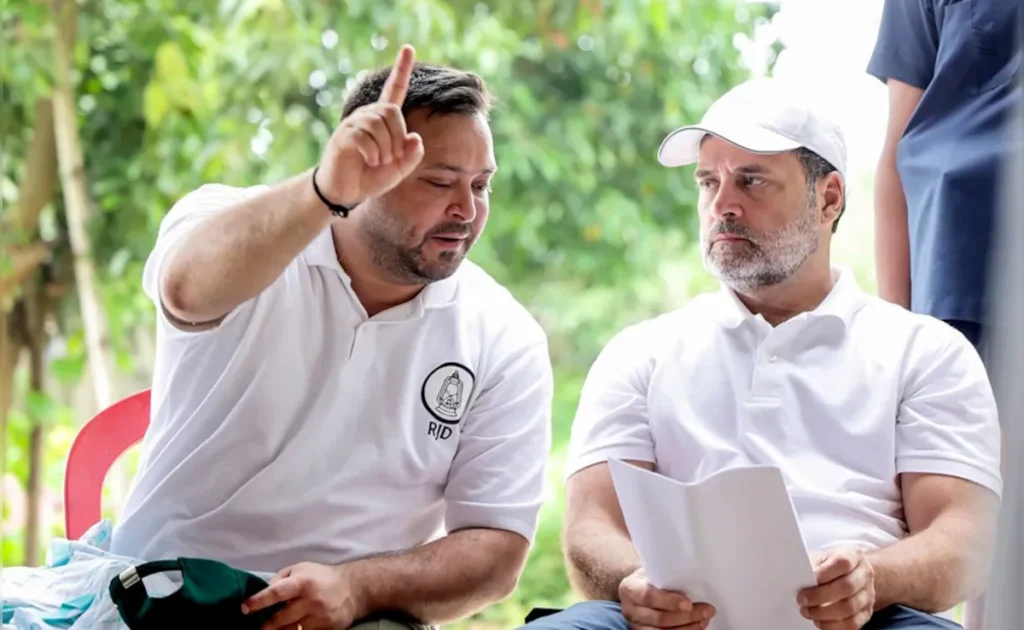 बिहार चुनाव एग्जिट पोल: महागठबंधन की जमीन खिसकी, NDA को बहुमत के आसार – क्या PK फैक्टर बना गेमचेंजर? 29 v8as2mb rahul gandhi tejashwi yadav 650x400 07 October 25