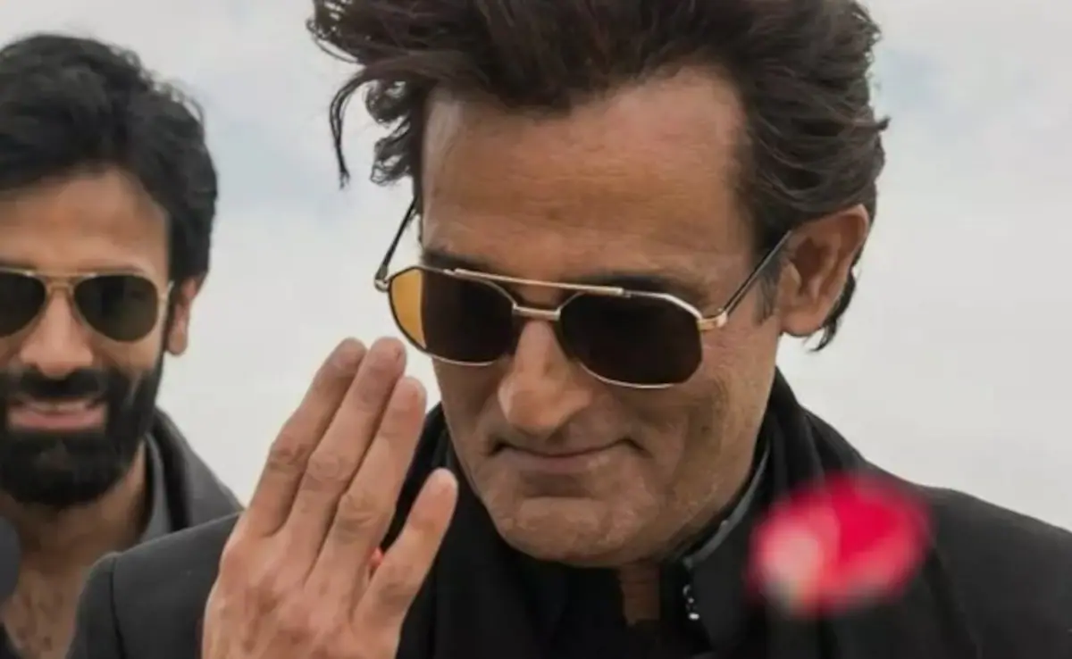 Akshaye Khanna Love Life: 50 की उम्र में भी सिंगल क्यों हैं? रिश्तों की पूरी कहानी