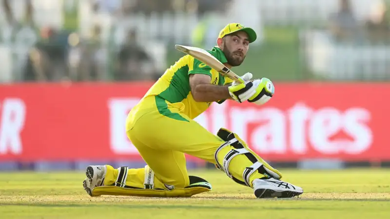 IPL 2026 Auction: मैक्सवेल, रसेल, फाफ, मोईन और अश्विन बाहर—क्यों नहीं खेलेंगे ये दिग्गज?