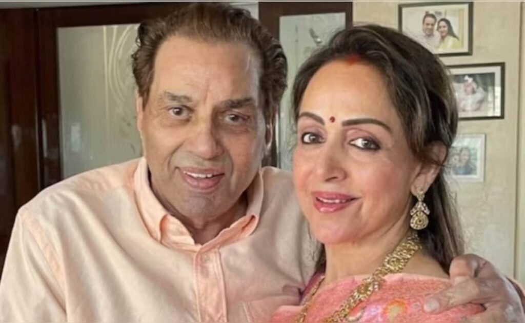 Dharmendra के लिए दिल्ली में Hema Malini और Esha Deol की अलग प्रार्थना सभा, मुंबई वाले कार्यक्रम में वे नहीं थीं शामिल