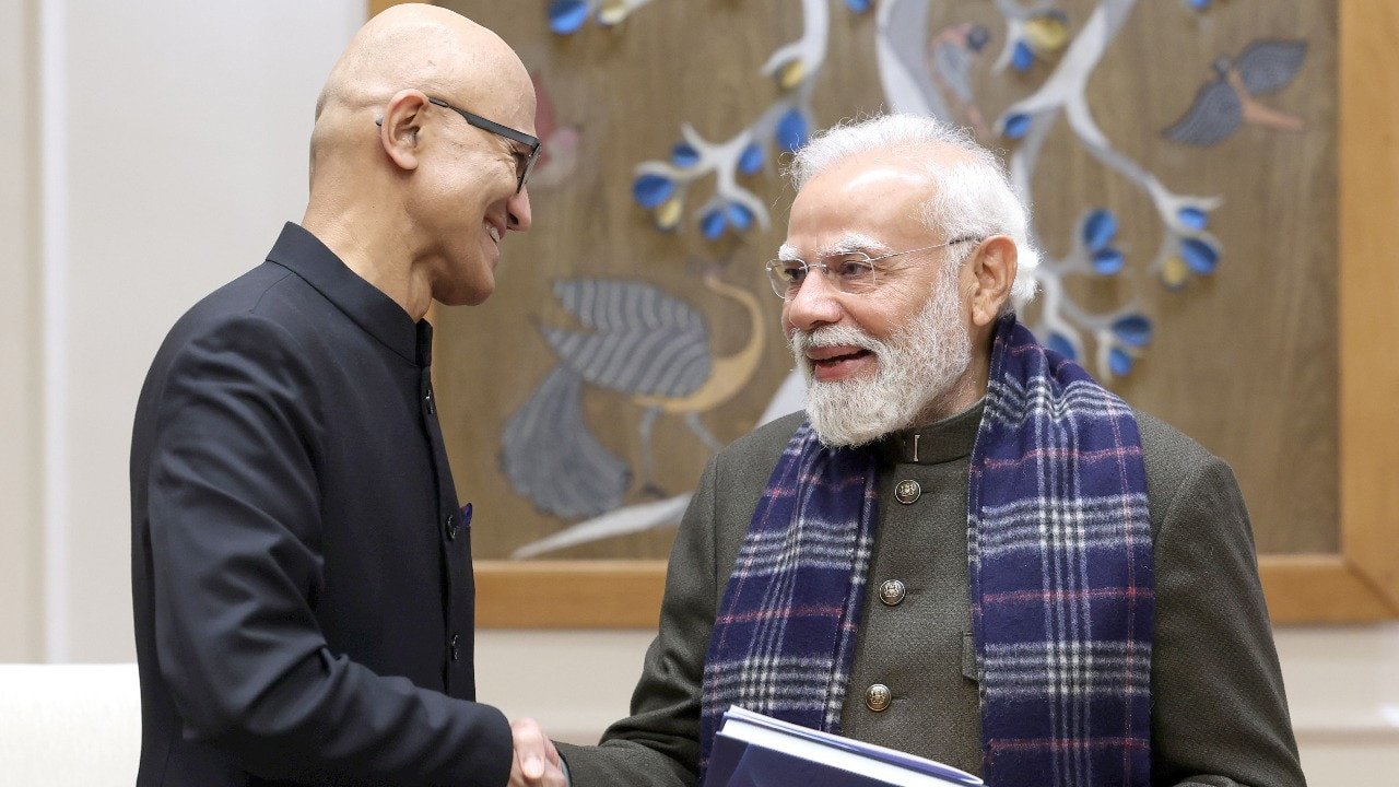भारत में AI का भविष्य मजबूत: Satya Nadella ने Sovereign Cloud और 17.5 बिलियन डॉलर निवेश की बड़ी घोषणा की