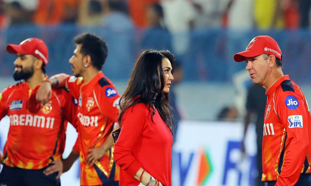 IPL 2026: PBKS ने मैक्सवेल को क्यों छोड़ा? रिकी पोंटिंग और कुंबले की बड़ी बात