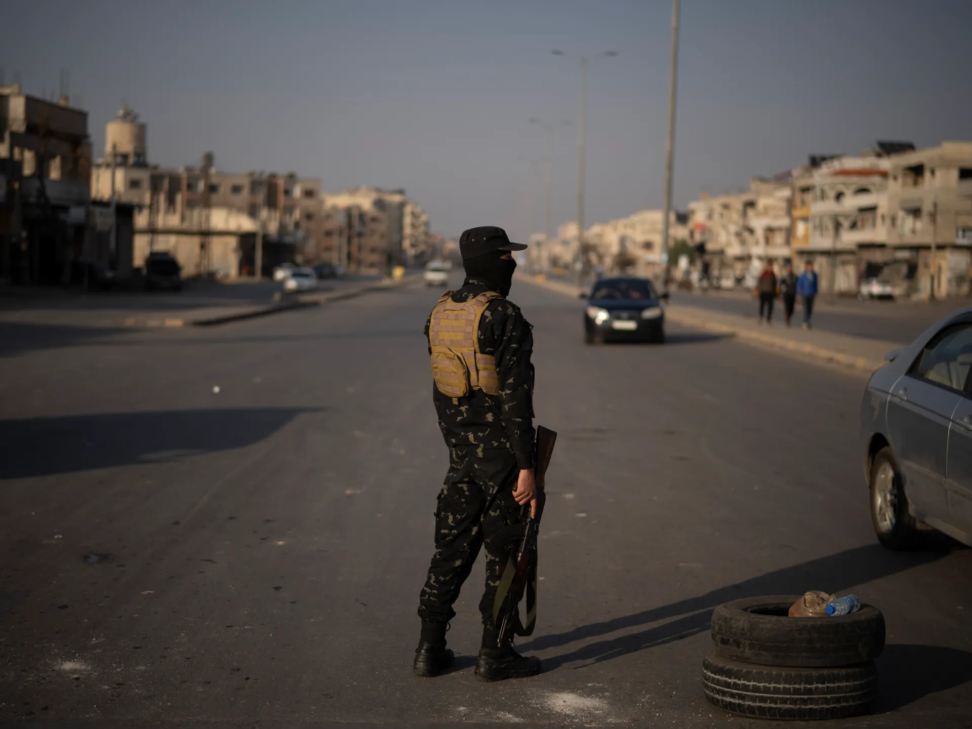 Syria Homs Mosque Blast: Friday Prayers के दौरान धमाका, Ahmed Khalil बोले “लोग घर से निकलने में डर रहे हैं”